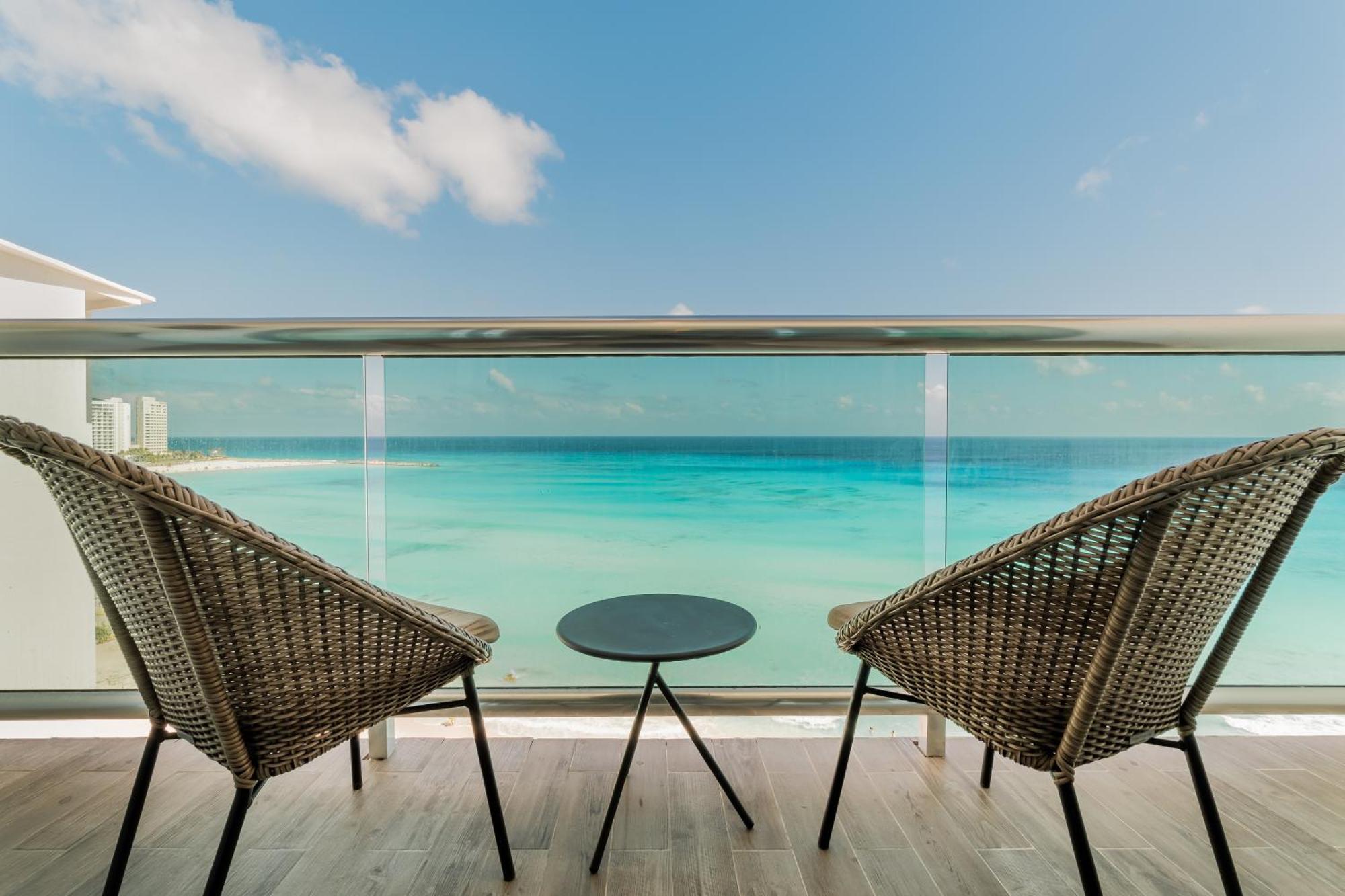 The Ocean Vibes Suites By Casa Paraiso Cancún Extérieur photo