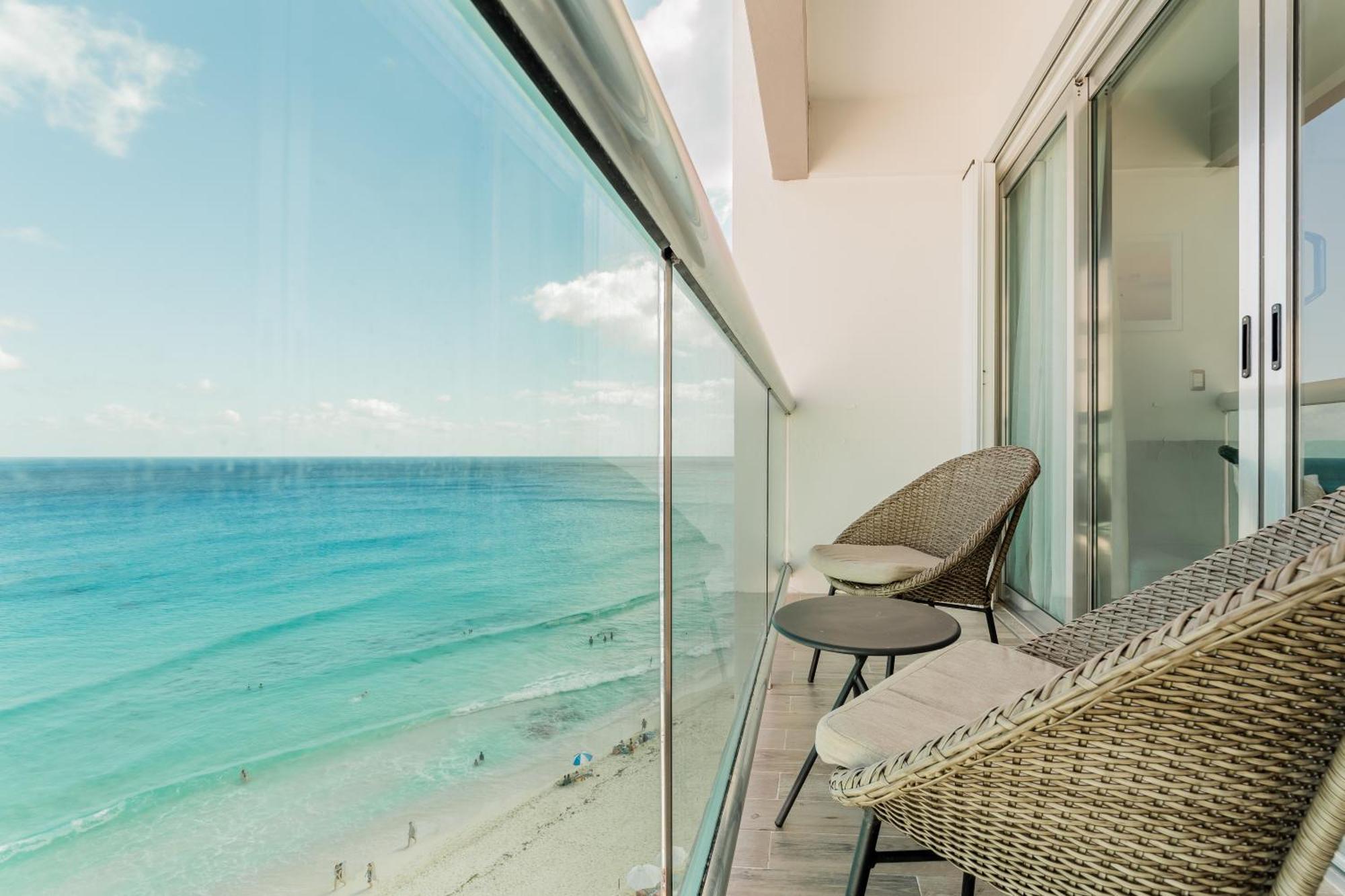 The Ocean Vibes Suites By Casa Paraiso Cancún Extérieur photo