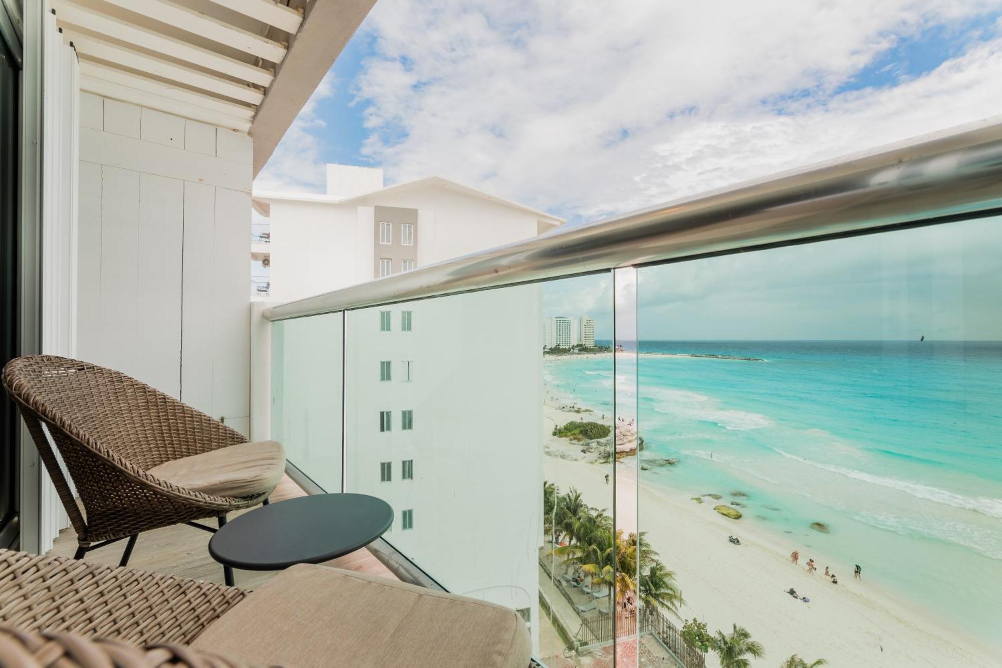 The Ocean Vibes Suites By Casa Paraiso Cancún Extérieur photo